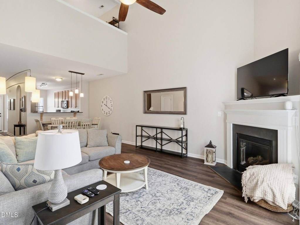 Photo 2 of 2505 Asher View Ct