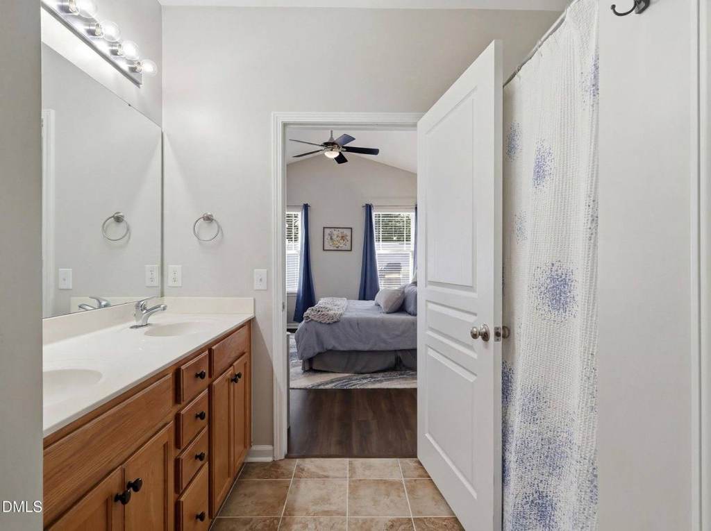 Photo 7 of 2505 Asher View Ct