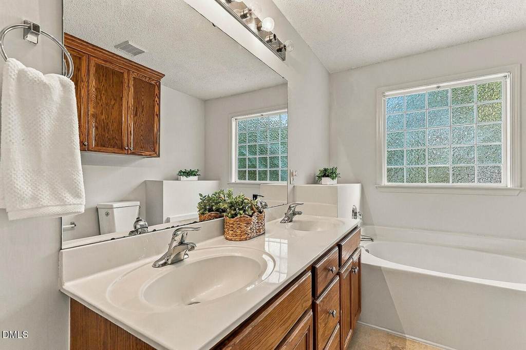 Photo 9 of 2352 Rowland Pond Dr