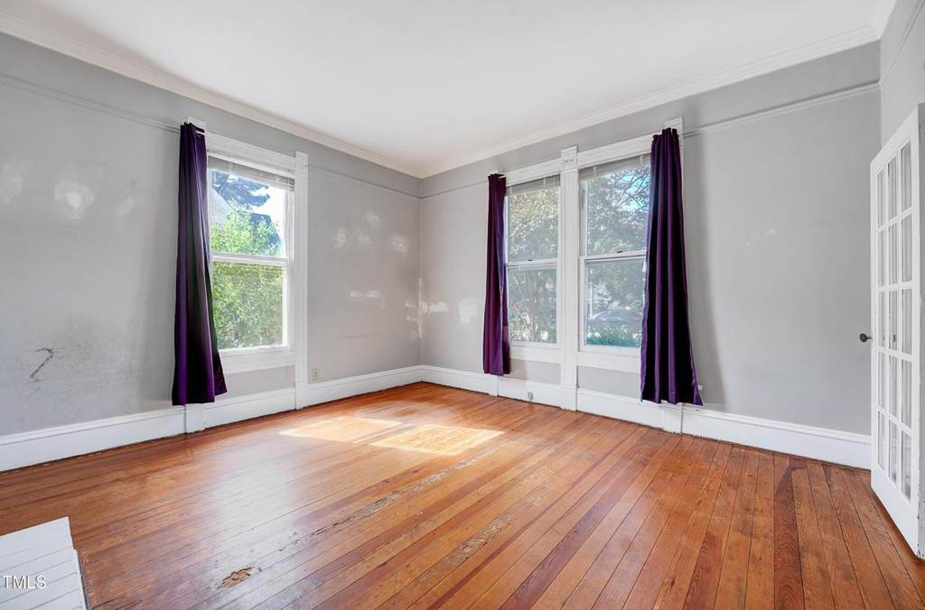 Photo 9 of 300 E 2nd St