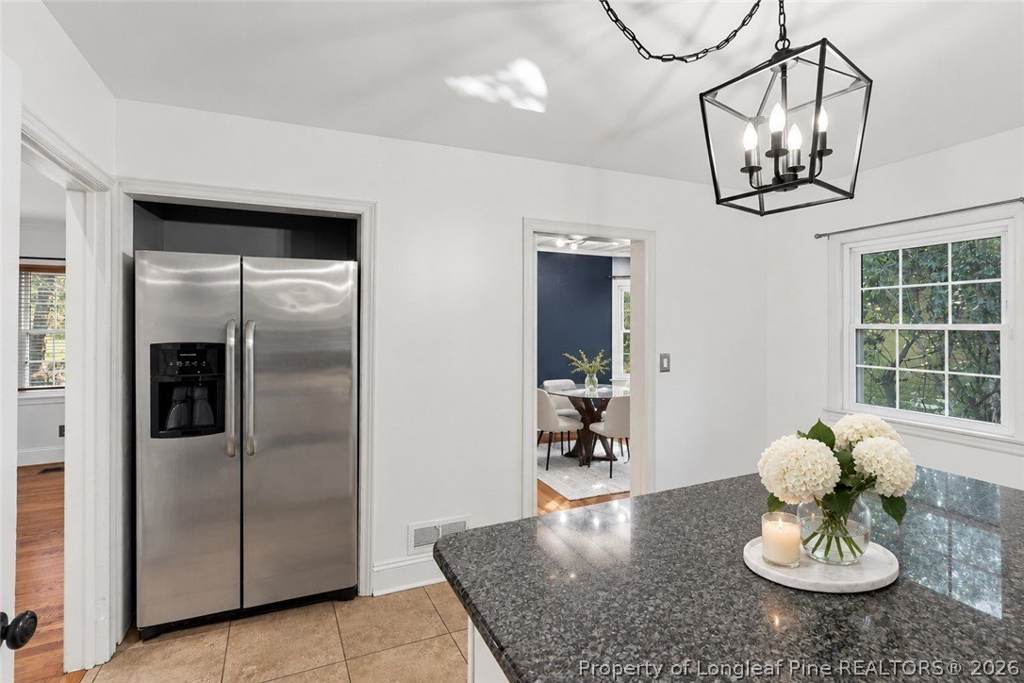 Photo 8 of 300 Pinecrest Dr