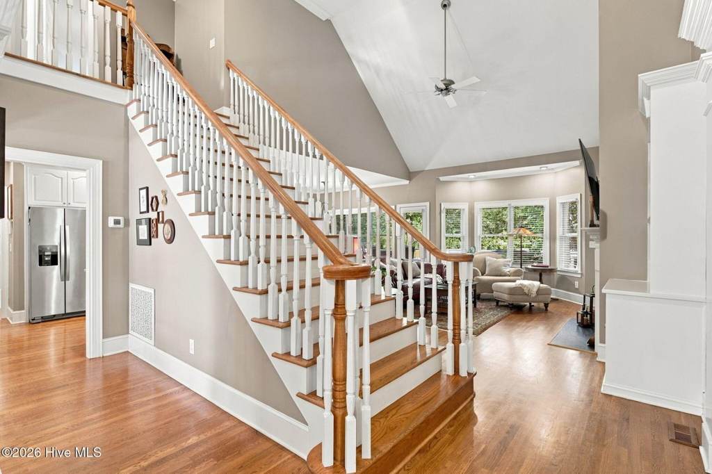 Photo 12 of 1421 Halcyon Ln