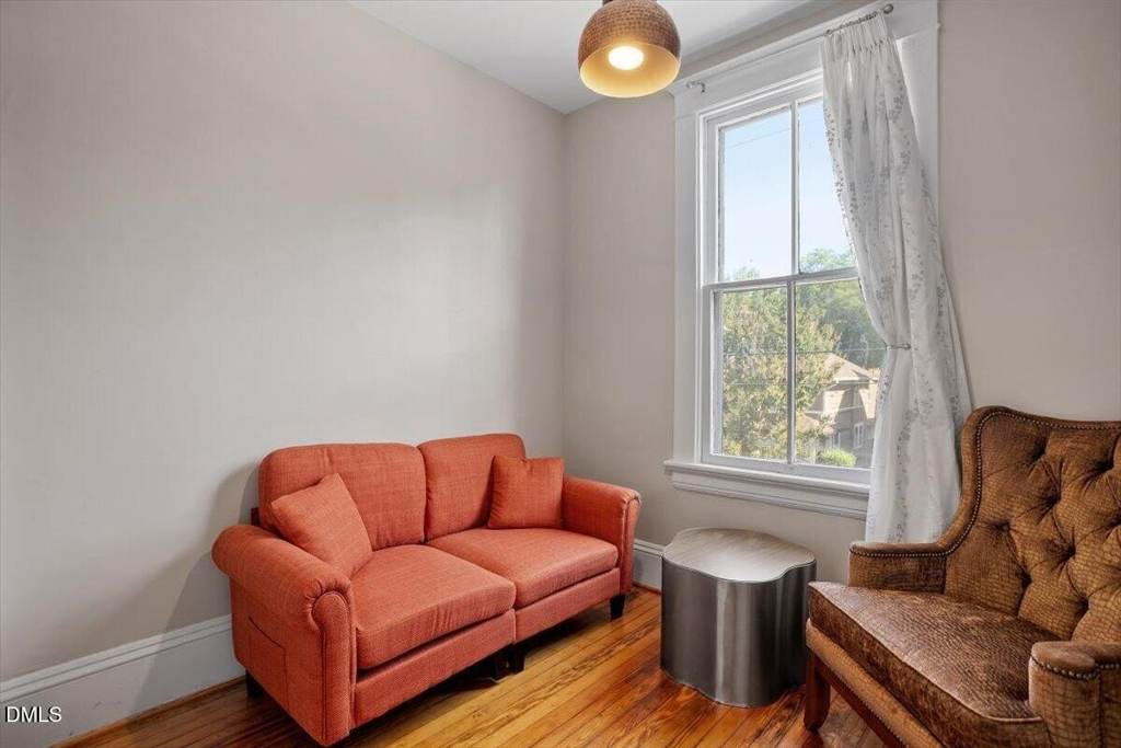 Photo 9 of 404 E Edenton St