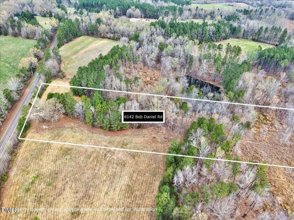 Photo 9 of 6150 Bob Daniel Rd