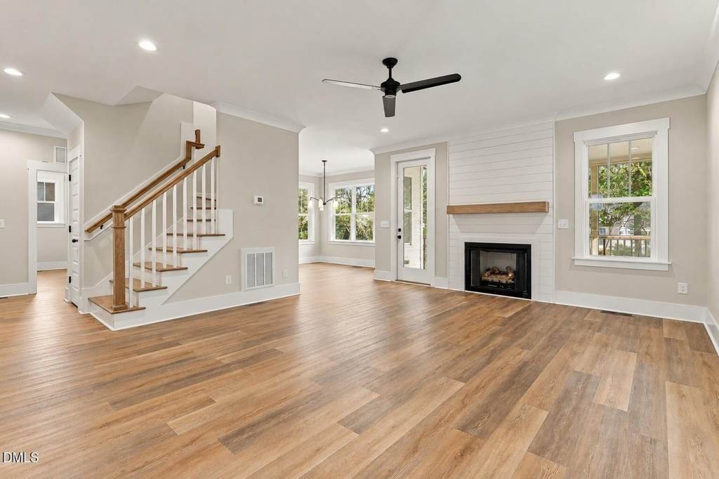 Photo 7 of 224 Lambert Ln