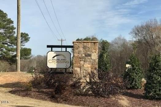 Photo 2 of 143 E Odell Ln
