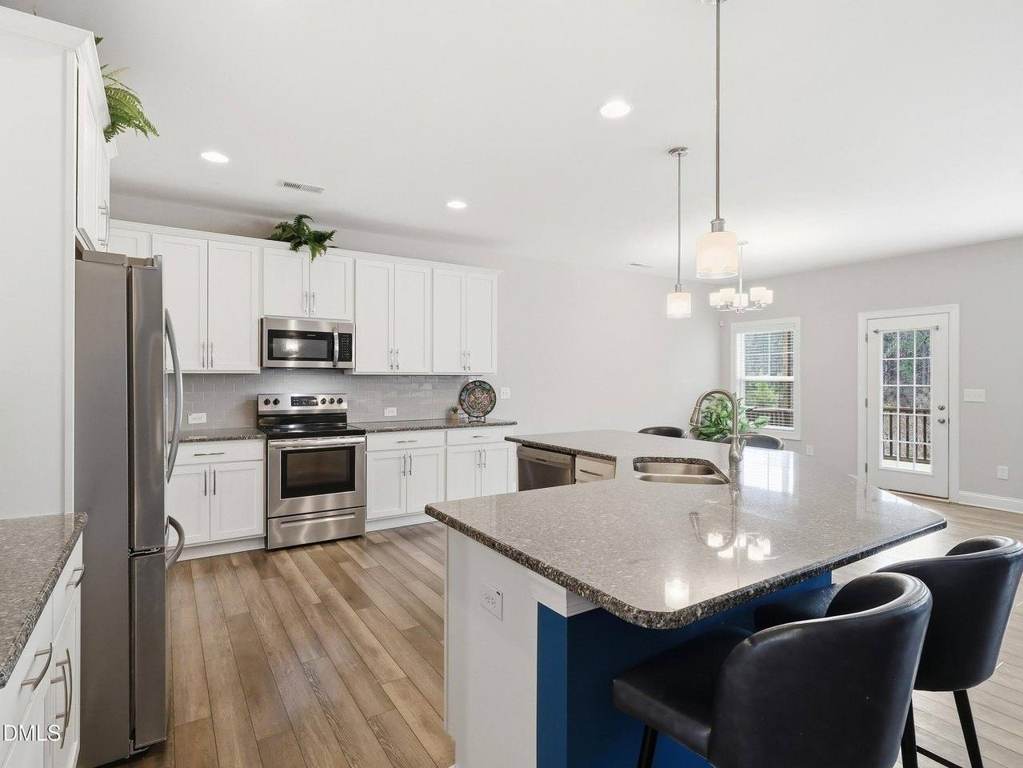 Photo 7 of 151 Centerline Dr