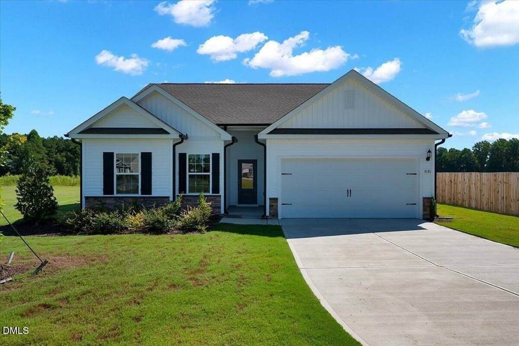 9181 Ava Dr, Bailey, NC 27807